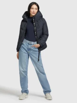 Khujo Winterjassen Winterjas Esila Dames Marine -Kleding Verkoop 0055b2d171878bb5c77f743cc40480e9 scaled