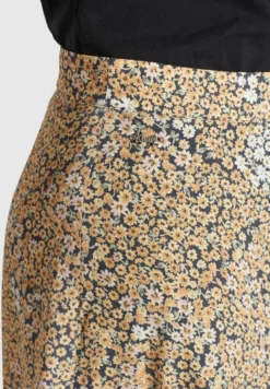 Khujo Mini Rokken Rok Undine Dames Zwart -Kleding Verkoop 00c513cda98d8ff79f72912001f26fc7 scaled