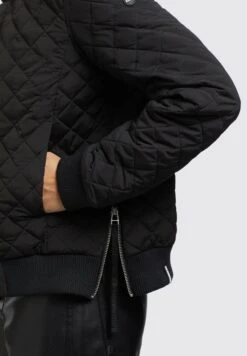 Khujo Monza - Jas - Schwarz -Kleding Verkoop 060738bdced84373b6a6c90b09dcec64 scaled