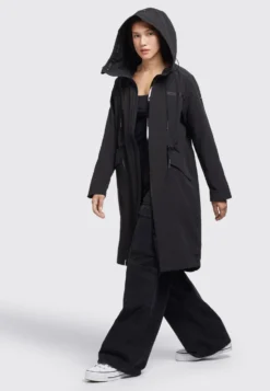 Khujo Marnia - Regenjas - Schwarz -Kleding Verkoop 14f335883f6a405fa491868ee7d8a001 scaled