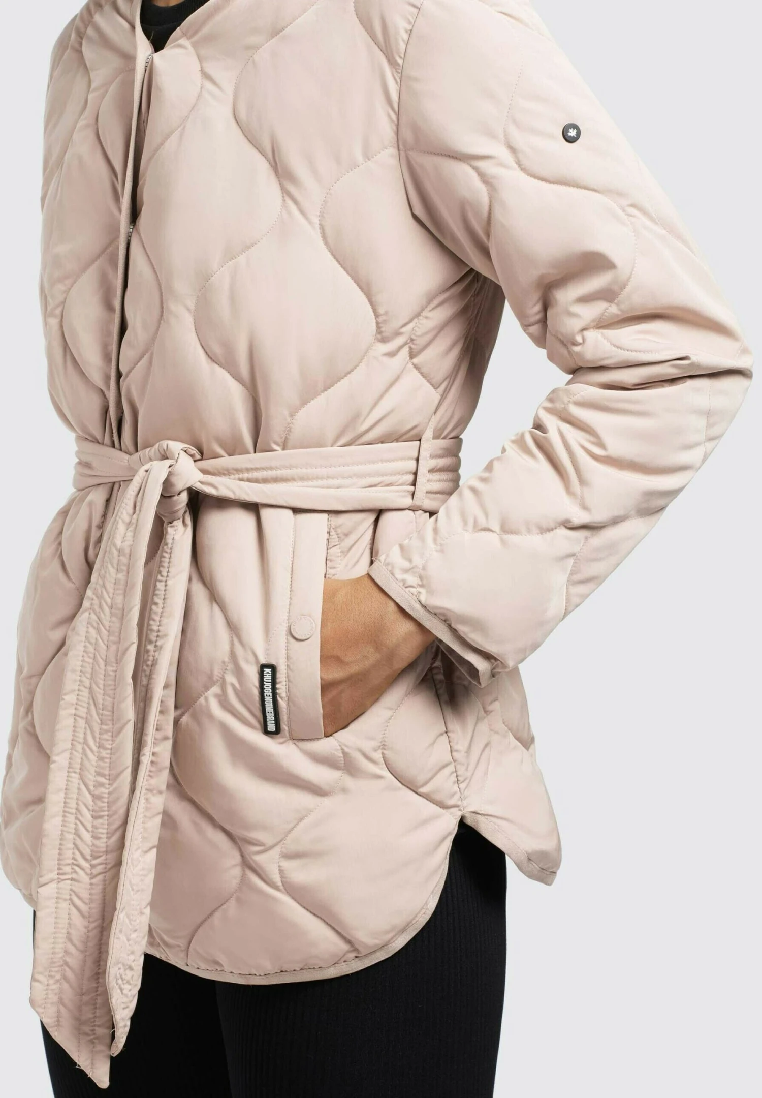 Khujo Yuna - Jas - War Pin 6 Khujo Yuna - Jas - War Pin - Image 6