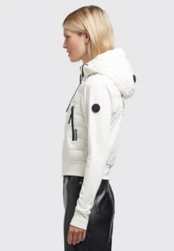 Khujo Dalis Shiny - Jas - Cremeweiß -Kleding Verkoop 1b6ef67a5a794287a1a90ef3735a3f7a scaled