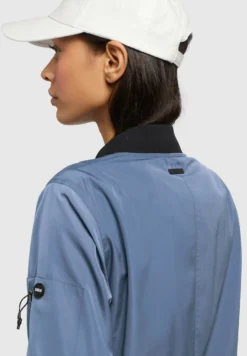 Khujo Stence2 - Bomberjacks - Blau 13 Khujo Stence2 - Bomberjacks - Blau -Kleding Verkoop 293e62b19128426f9ba753fe8d4f610b scaled