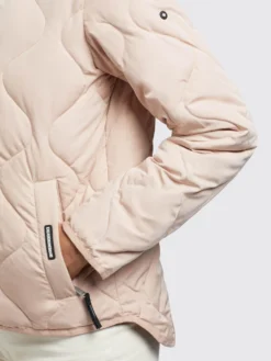 Khujo Tussenjassen Tussenjas Alma Dames Lichtroze -Kleding Verkoop 2f3b4c717de561ad994a16b0461c2120 scaled