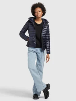 Khujo Tussenjassen Tussenjas Lovina Dames Donkerblauw -Kleding Verkoop 34701cf18165b2c7982d49da45eebbe9 scaled