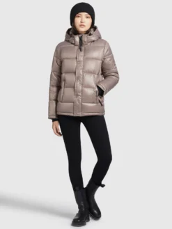 Khujo Winterjassen Winterjas Gerda Shiny Dames Beige -Kleding Verkoop 38295fc08e2e8a216cf81e12d74a8094 scaled