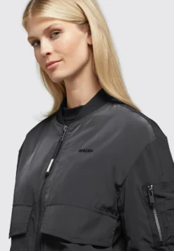Khujo Nova - Bomberjacks - Schwarz -Kleding Verkoop 384e9e7c1b9b49da8ce8b0dd88557100 scaled