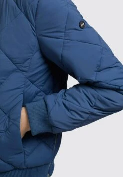 Khujo Leona - Bomberjacks - Blau -Kleding Verkoop 3c3c33c9aad8466bba454c7d4fcc8622 scaled