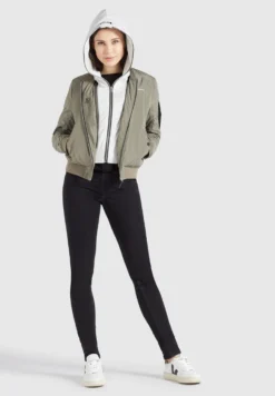 Khujo Winterjassen Winterjas LARIFA Dames Kaki -Kleding Verkoop 54ce2895f5f2b5ffc30f43c77204c30e scaled