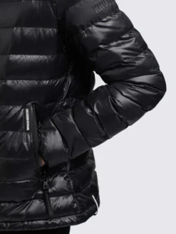 Khujo Tussenjassen Tussenjas Lovina Dames Zwart 15 Khujo Tussenjassen Tussenjas Lovina Dames Zwart -Kleding Verkoop 611a1fefc29cb518af2c50068bdc4f54 scaled