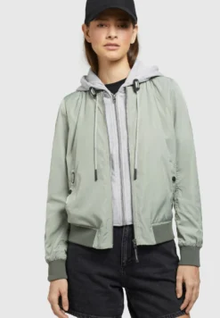 Khujo Persee - Lichte Jas - Blassgrün -Kleding Verkoop 6968f2090b174084a1c4e57bca3d756e scaled