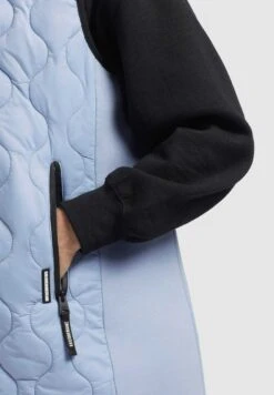 Khujo Malin - Bodywarmer - Blau -Kleding Verkoop 9a1d4f790e324d96b9e7650f63a14ae9 scaled