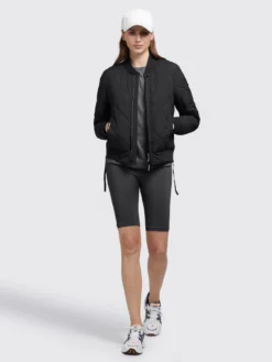 Khujo Tussenjassen Tussenjas Leona Dames Zwart 10 Khujo Tussenjassen Tussenjas Leona Dames Zwart -Kleding Verkoop 9fec86cd210023237489b4b7d7761a55 scaled