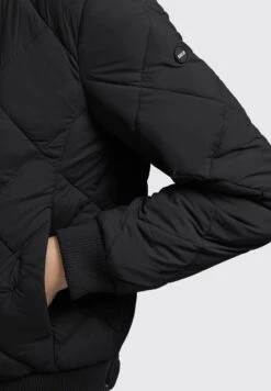 Khujo Leona - Bomberjacks - Schwarz -Kleding Verkoop a13d05989a3a456381cb880b3b70d13e scaled