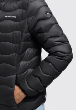 Khujo Eleni - Jas - Schwarz -Kleding Verkoop a4c5b061735e42cfb8a1f1ebb39f041d scaled