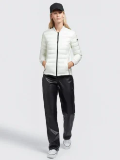 Khujo Tussenjassen Tussenjas Maude Dames Natuurwit -Kleding Verkoop af841e2eb6c42cfaf9044c95db76c3d7 scaled