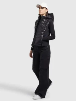 Khujo Bodywarmers Bodywarmer Fabia Dames Zwart -Kleding Verkoop b0beae6fc03c0e75998c4249a2c6968e scaled