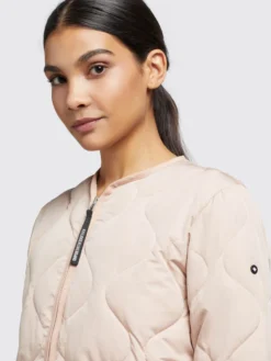 Khujo Tussenjassen Tussenjas Alma Dames Lichtroze -Kleding Verkoop b18e4fe996a16cd28ed63643c48ddcbf scaled