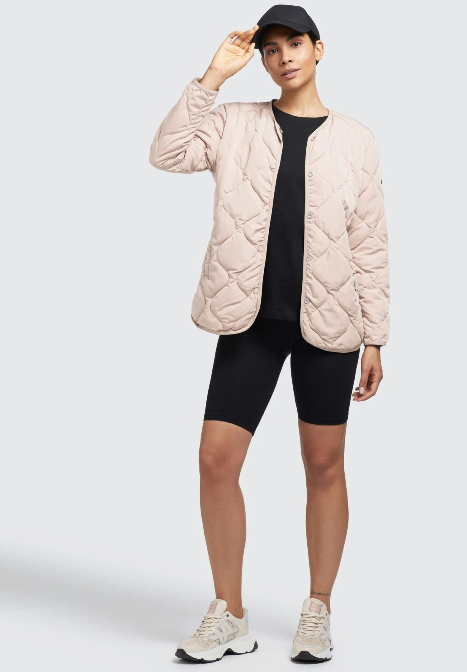 Khujo Yuna - Jas - War Pin 2 Khujo Yuna - Jas - War Pin - Image 2