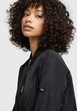 Khujo Stence2 - Bomberjacks - Schwarz -Kleding Verkoop b5a85e96580f4590b67dc0c917ad0d8c scaled