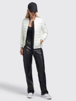 Khujo Tussenjassen Tussenjas Maude Dames Natuurwit -Kleding Verkoop c0403d10dfc11b6c1eed430298ebd565 scaled