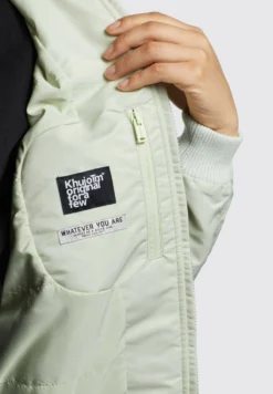 Khujo Lova - Jas - Blassgrün -Kleding Verkoop c408929062374c87844d5b9902590fa8 scaled