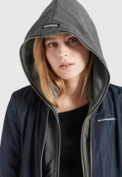 Khujo Winterjassen Winterjas Larifa Dames Nachtblauw -Kleding Verkoop c9fa7ffbe6080ee5d73e48e6ab61f75c scaled