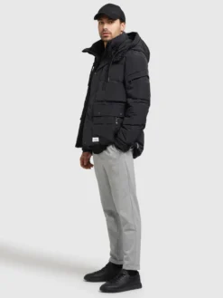 Khujo Winterjassen Winterjas Shinzo Heren Zwart -Kleding Verkoop cc393b6e55bc25ef1a9f42d6dd08fea3 scaled