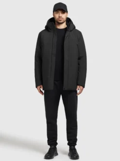 Khujo Winterjassen Winterjas Toto Heren Zwart -Kleding Verkoop ffd2e1ebb171462809ee26fc6472a1da scaled